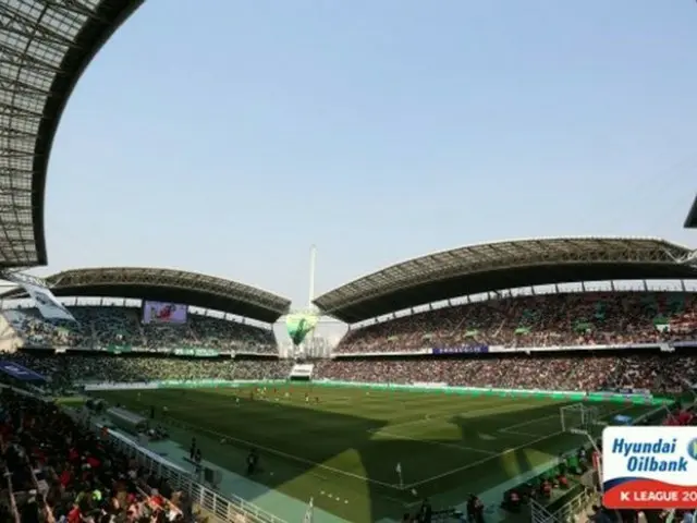 昨年12月の慶南FCによる審判買収に続き、今回はKリーグ屈指の”強豪”全北現代に同様の容疑が浮上し、韓国サッカー界に衝撃が走っている。（提供:news1）