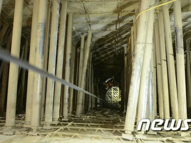 京畿（キョンギ）北部警察庁捜査本部は3日、南揚州（ナムヤンジュ）地下鉄4号線の工事現場爆発崩壊事故の施工会社・ポスコ建設と下請け業者である毎日ENCに対し、押収捜索に乗り出す方針だ。