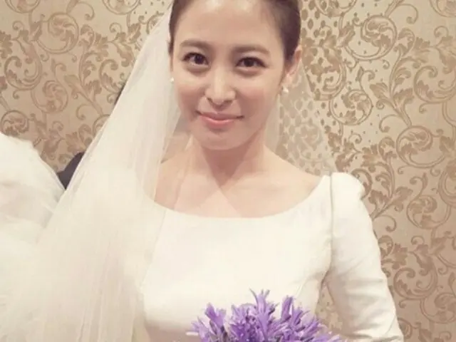 韓国女優パク・ヒボン（33）のウエディングドレス姿が公開された。（提供:news1）