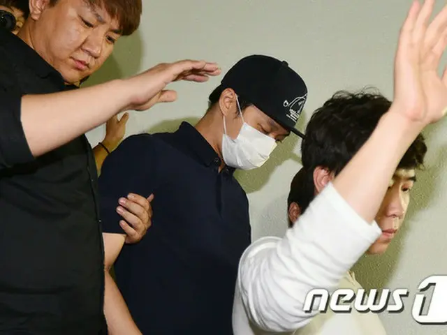 韓国警察が、性的暴行容疑で告訴された歌手で俳優のパク・ユチョン（30）らに対する出国禁止を検察に要請した。（提供:news1）