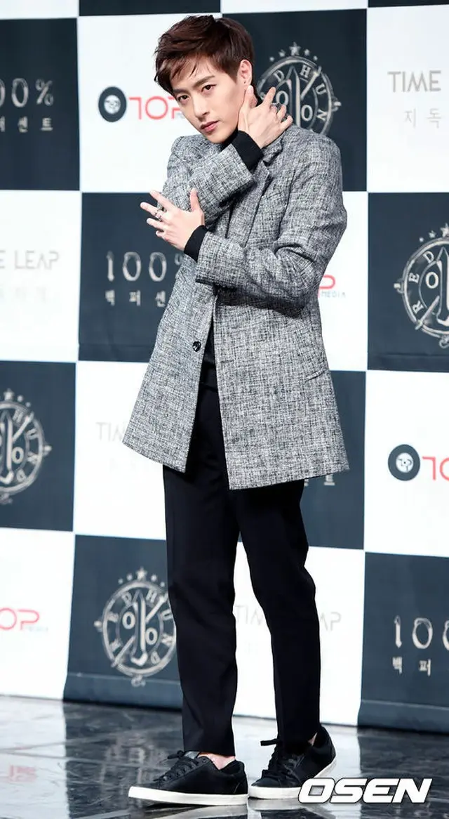 韓国アイドルグループ「100%」のメンバー、ミヌ（31）が「グループ内初の軍隊経験者になった」と明かした。