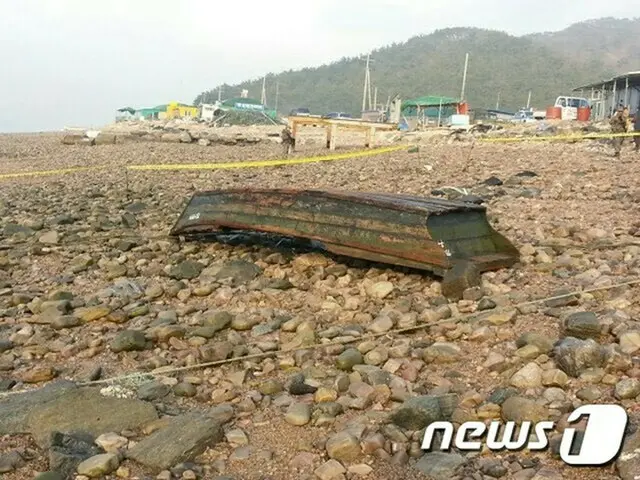 日本の福井県で5日、北朝鮮からと見られる木造の船舶が発見された。