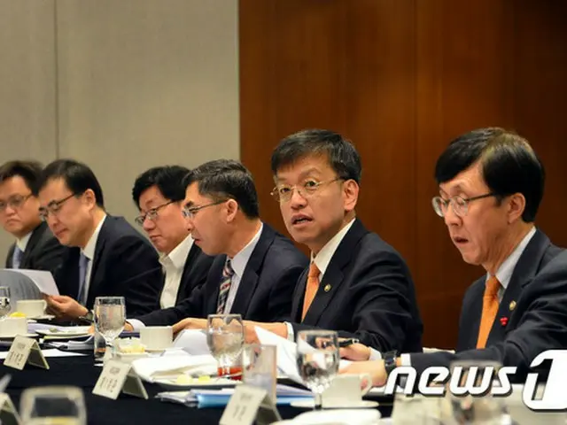 韓国政府、”トランプ発”の保護貿易、輸出回復傾向に冷水…対応強化へ