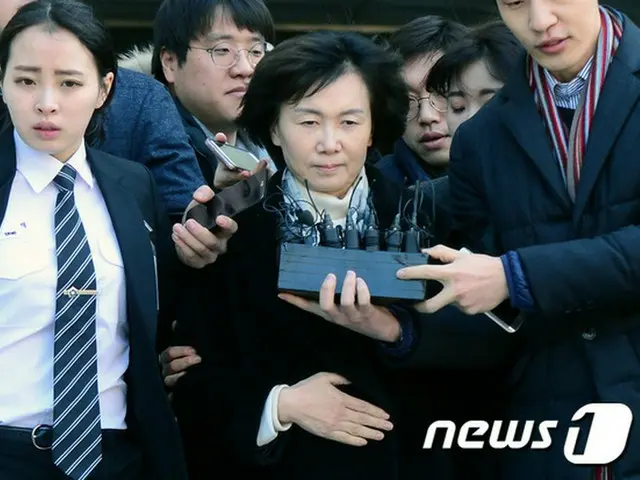 特別検察官チーム、“崔順実被告の娘”の名門女子大合格は前大学総長の指示