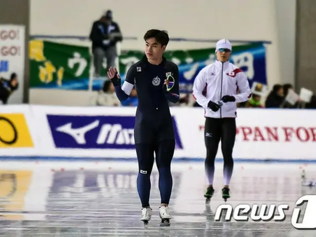 韓国男子スピードスケートのキム・ミンソク（17）が1500メートルで優勝し、大会2冠王に輝いた。