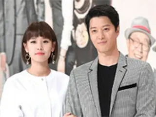 俳優イ・ドンゴン＆女優チョ・ユンヒ、熱愛認める “ドラマ夫婦から現実の恋人に”