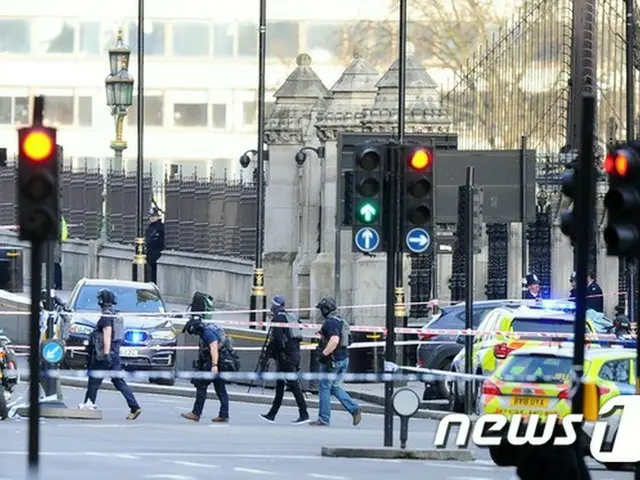 韓国外交部、ロンドンテロで「韓国人5人が負傷、1人は手術中」