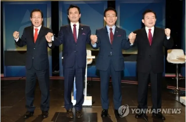 テレビ討論会に出席した自由韓国党の候補たち＝２７日、ソウル（聯合ニュース）