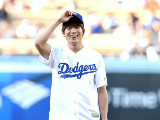 韓国俳優チソン（40）がプロ野球・斗山ベアーズの開幕戦で始球式をおこなう。