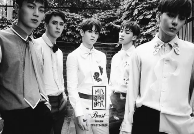 韓国アイドルグループ「Highlight」がニューアルバムでgaonチャート12週目で3冠王となった。（提供:news1）