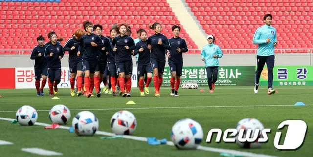 韓国統一部、北ミサイル挑発受け”平壌滞在中”サッカー女子代表の安否に「問題ないが、鋭意注視」