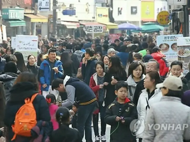 高齢化が進む韓国で、平均年齢が９年間で４．２歳上昇したことが明らかになった＝（聯合ニュース）