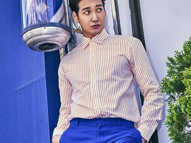 柔らかい微笑みを持つ韓国俳優チョン・ギョウン(34)が雑誌bntとのファッション画報を公開した。(提供:OSEN)