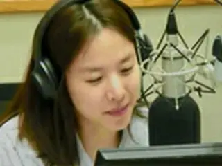 俳優イ・ドンゴンと結婚発表した女優チョ・ユンヒ、ラジオ生放送でコメント