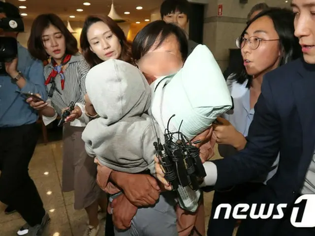 韓国警察、崔順実娘の息子ベビーシッターを参考人として召喚（提供:news1）