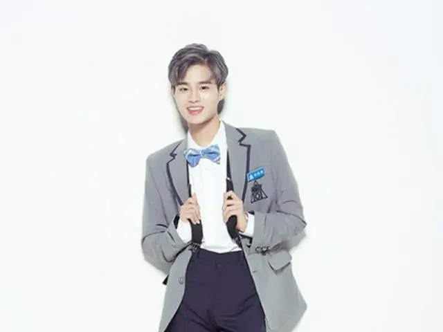 「Wanna One」のメンバー、イ・デフィ(16)の裸写真が流出したとの情報が流れた。そんな中、所属事務所側は「確認の結果、写真の男性は中国人だった」と明らかにした。(提供:news1)