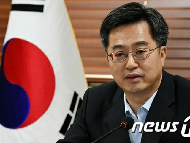 韓国副首相、米－北の緊張状態は「過去と異なる、深刻な状況と認識」