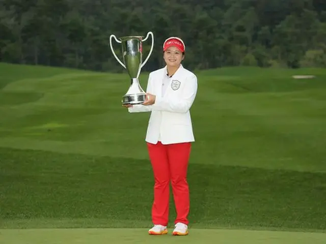 プロに転向した韓国の女子ゴルファー、チェ・ヘジン（18）が最後の世界アマチュアランキングで2位を維持した。（提供:OSEN）