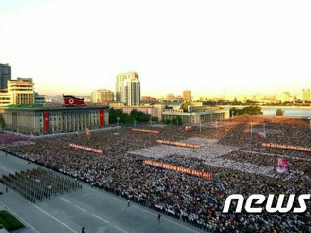 平壌で10万人の「反米集会」開催