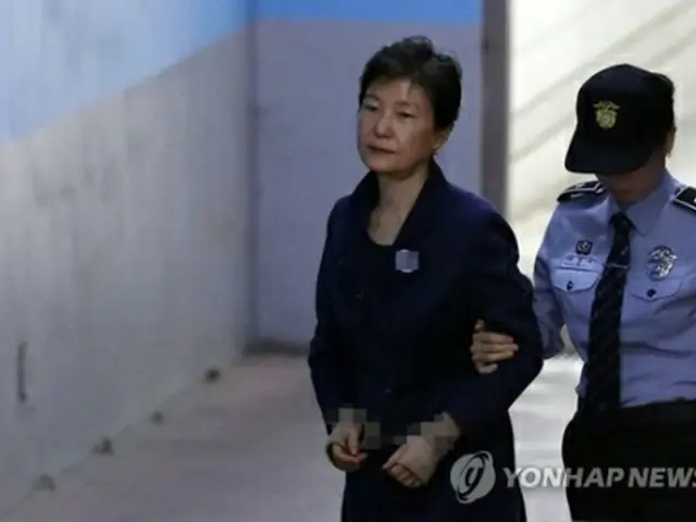 収賄罪などに問われている朴槿恵被告＝１６日、ソウル（聯合ニュース）