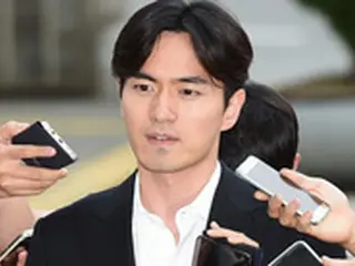 俳優イ・ジヌクを性的暴行で告訴した女、誣告容疑で懲役2年の求刑＝韓国検察