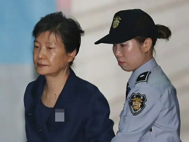 “裁判ボイコット”朴槿恵被告の公判、27日再開…42日ぶり＝韓国