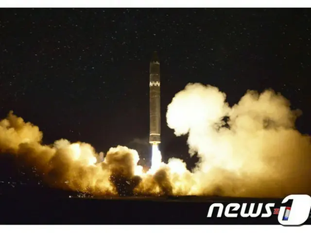 新型ミサイル「火星15」、写真を公開＝北メディア
