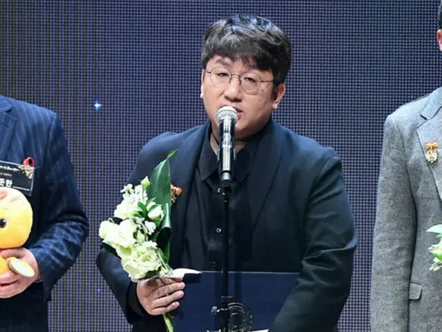 韓国アイドルグループ「防弾少年団」を輩出したBIGHITエンターテインメントのパン・シヒョク代表（45）が「2017大韓民国コンテンツ大賞」大統領表彰を受賞した。