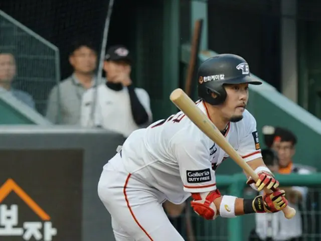 韓国のプロ野球選手イ・ヨンギュ（32）がハンファ・イーグルスと2018シーズン4億ウォン（約4000万円）で契約を終えた。
