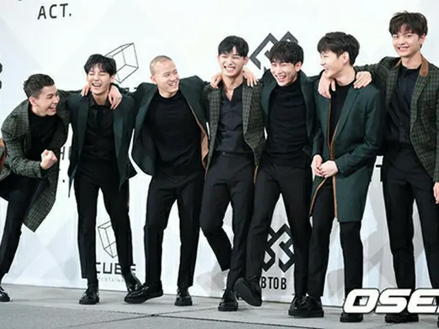 人気アイドルグループ「BTOB」が、「恋しがる」で音楽放送7冠を達成したことについて語り、ファンに感謝した。（写真提供:OSEN)