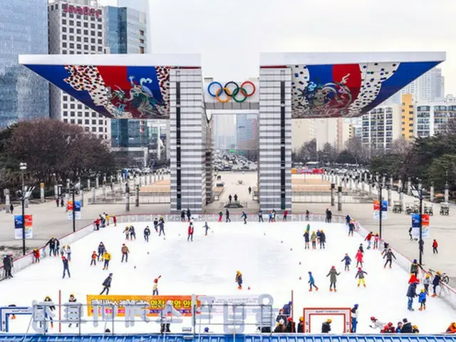 オリンピック公園平和の広場に「オリンピックスケート場」がオープン＝韓国（提供:news1）