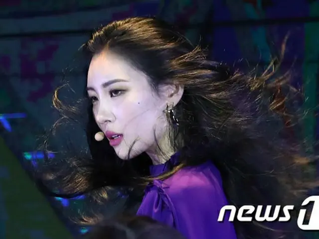 韓国歌手ソンミ（元Wonder Girls）が発売した新曲「Heroine」がリアルタイムチャート1位に輝いた。（提供:news1）