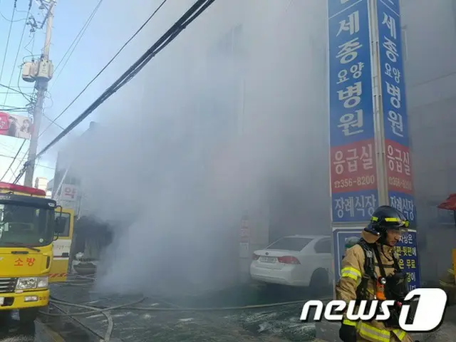 26日、100人以上の死傷者が発生した韓国・密陽の病院火災と関連して、堤川火災の遺族ら残念さと慰労の意を伝えた。（提供:news1）