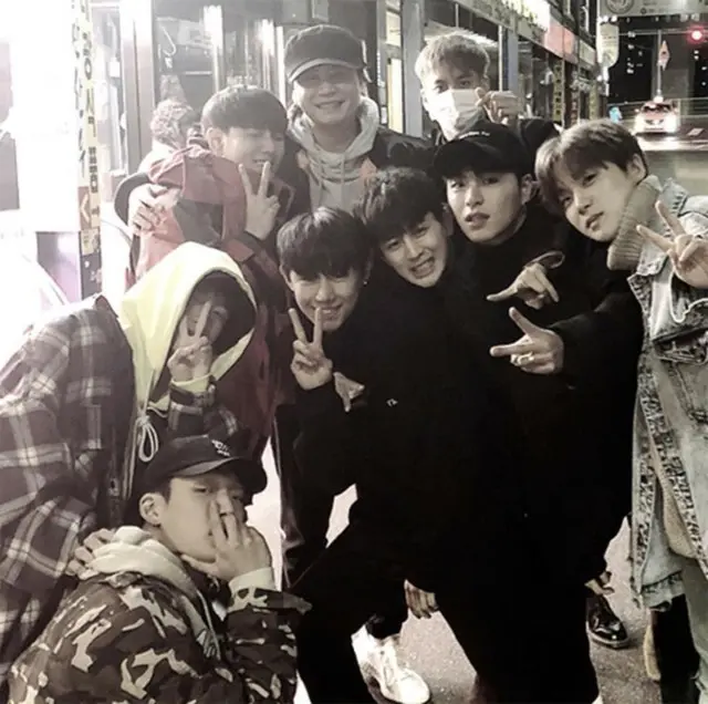 YG代表ヤン・ヒョンソクと”子どもたち”、「iKON」メンバーと夕食後の笑顔溢れる写真が話題（提供:OSEN）