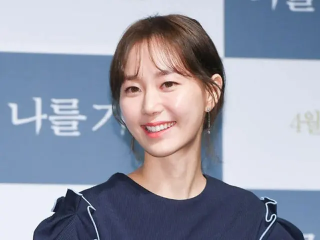 女優イ・ユヨン、“恋人”故キム・ジュヒョクを言及「変わらず恋しい」