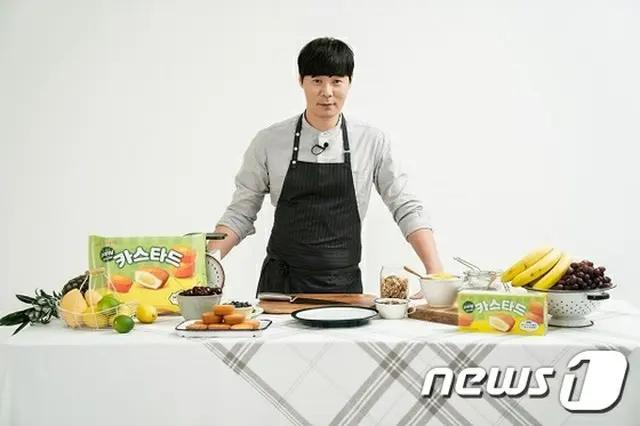 韓国・ロッテ製菓は22日、「カスタード」の広告モデルにスターシェフのチェ・ヒョンソク（45）を選定したと明らかにした。