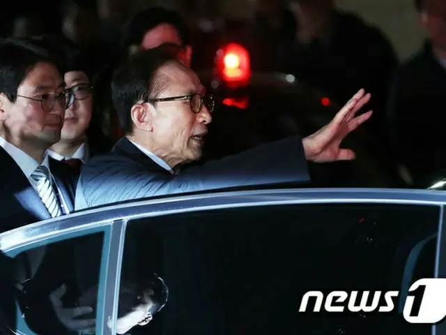 李明博（イ・ミョンバク）元大統領が26日、韓国検察の訪問調査に応じないという立場を明らかにした、（提供:news1）