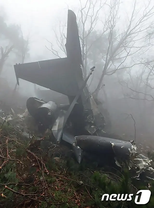 韓国空軍は6日、墜落した空軍戦闘機F15Kの操縦士2人の殉職が確認されたと明らかにした。（提供:news1）