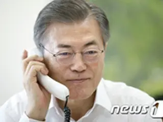 南北首脳間のホットライン（直通電話）開通、韓国側から電話掛け4分19秒間通話実現＝韓国大統領府