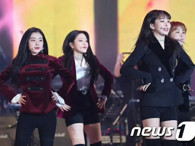 先月1日の平壌公演に出演した「Red Velvet」、金正恩氏の印象に「温かかった」＝韓国