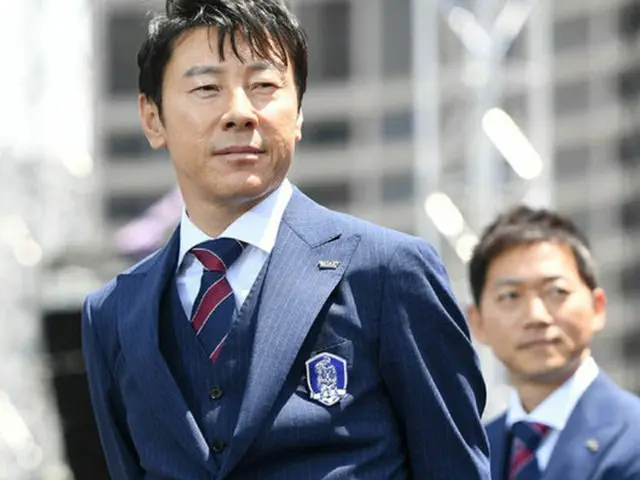 男子サッカー韓国代表の出征式に約3000人のサッカーファンが集結し、善戦を祈願した。
