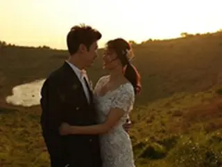 俳優カン・ギョンジュン＆女優チャン・シニョン、25日挙式終えるも…新婚旅行はせず