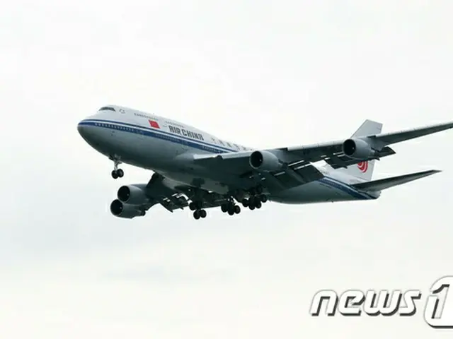 シンガポール出発の中国要人専用機1機、北京に到着（提供:news1）