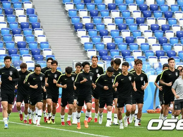 ＜2018W杯＞“完全非公開練習”韓国代表チーム、メキシコ戦控えて最終点検（提供:OSEN）
