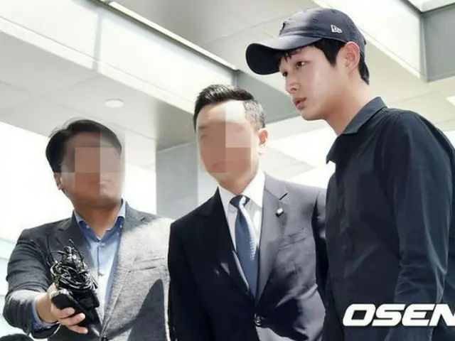 性的嫌がらせ・凶器脅迫容疑の俳優イ・ソウォン、初公判12日に延期（提供:OSEN）