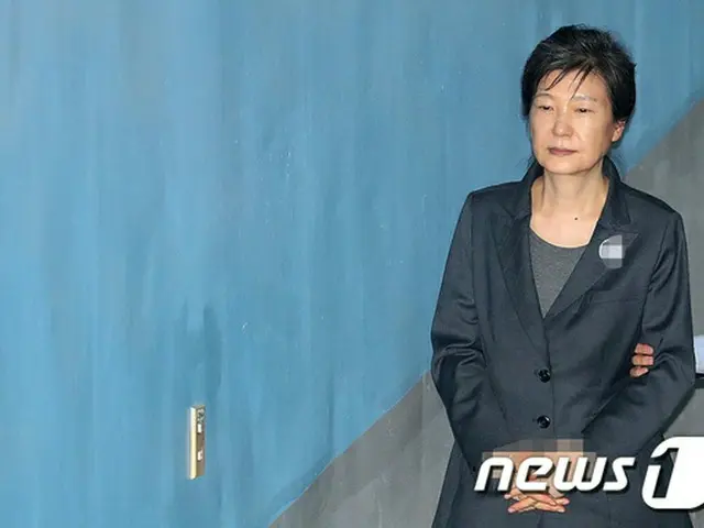 ”国政介入”朴槿恵前大統領に控訴審で「懲役30年」求刑＝韓国