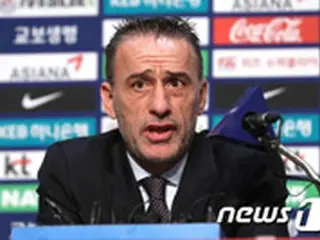 サッカー韓国代表のベント新監督、チーム構想に言及 「1期はW杯メンバーが中心」