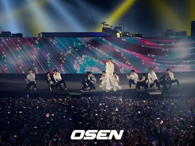 ”韓流キング”の「SUPER JUNIOR」、2018アジア大会・閉幕式のステージで観客を魅了