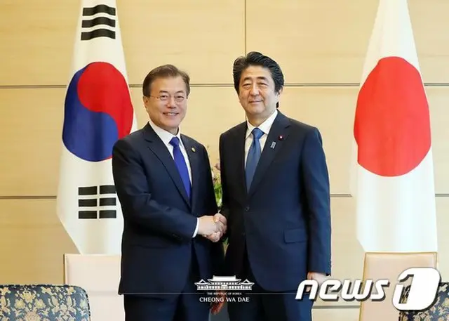 安倍総理3選に韓国政府「緊密に疎通、協力を期待」（提供:news1）