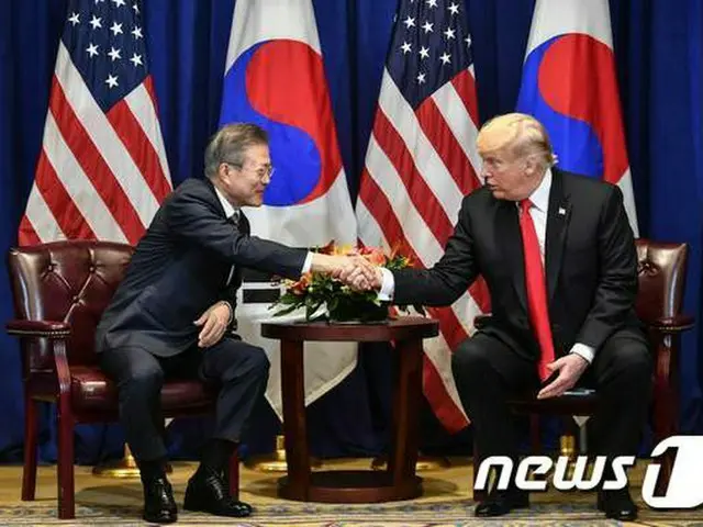 米韓首脳、終戦宣言・第2回米朝首脳会談について緊密論議